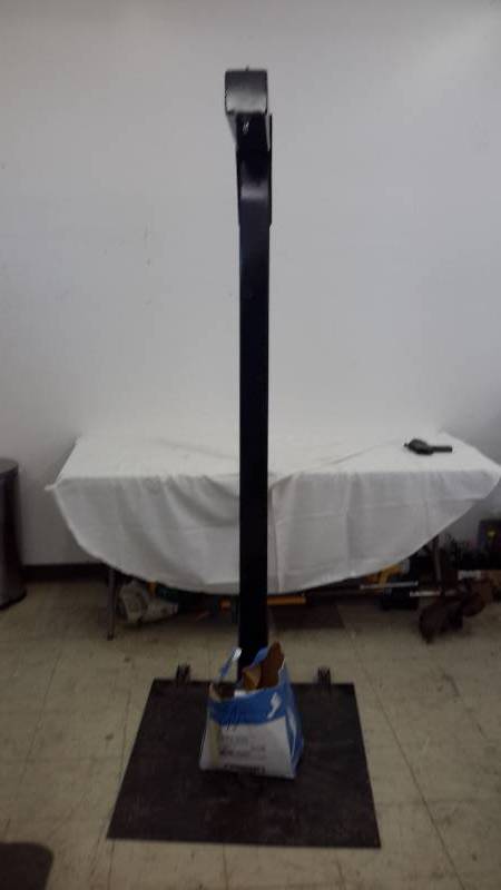 lot 118 image: boxing pole, weights