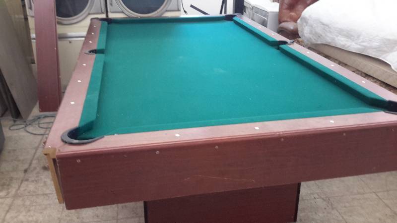lot 1 image: pool table