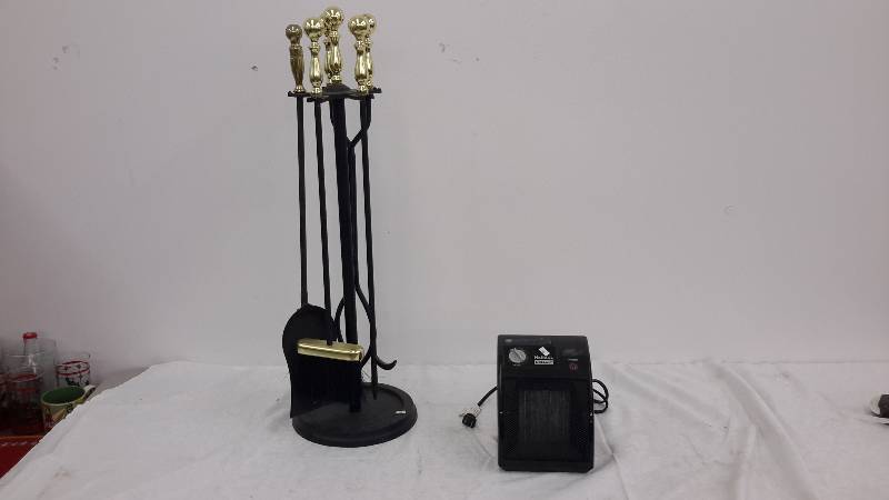 lot 45 image: fireplace set, ceramic heater