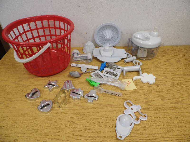 Shredder & Cookie Cutters