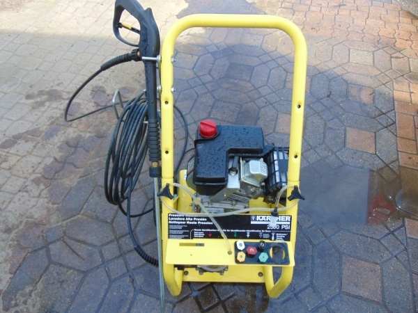 lot 7 image: Karcher 2500psi Power Washer