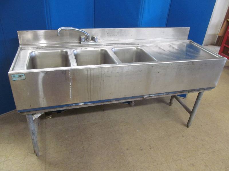 lot 44 image: Utility Sink