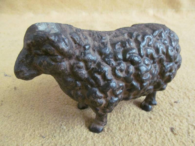lot 63 image: Sheep dcor