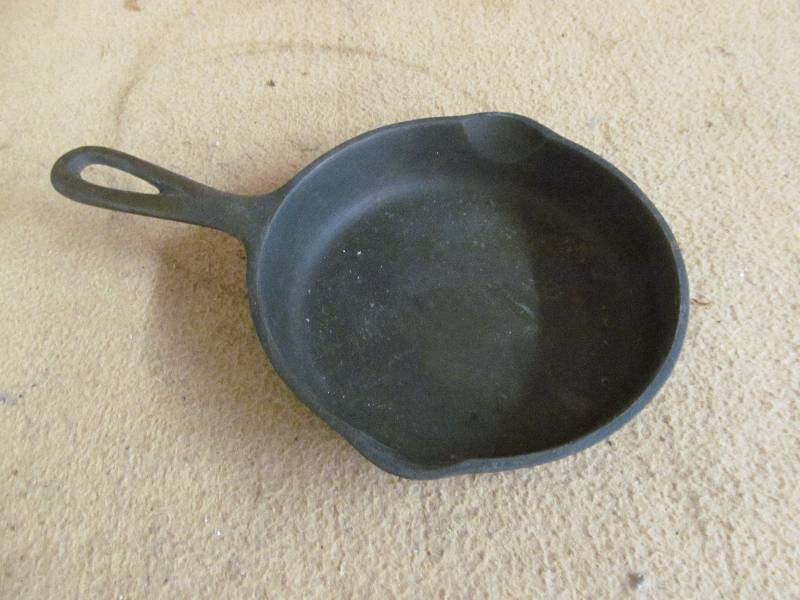 lot 86 image: Skillet