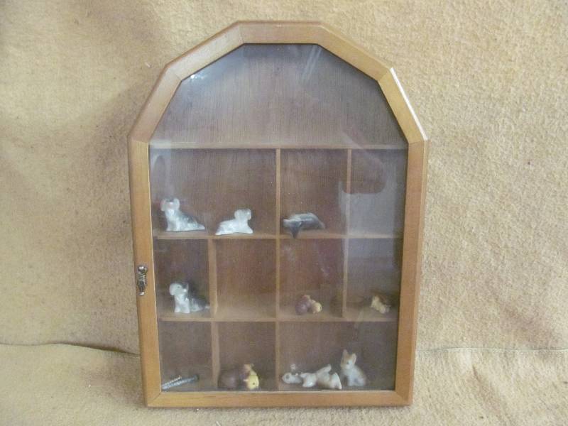 lot 88 image: Cabinet