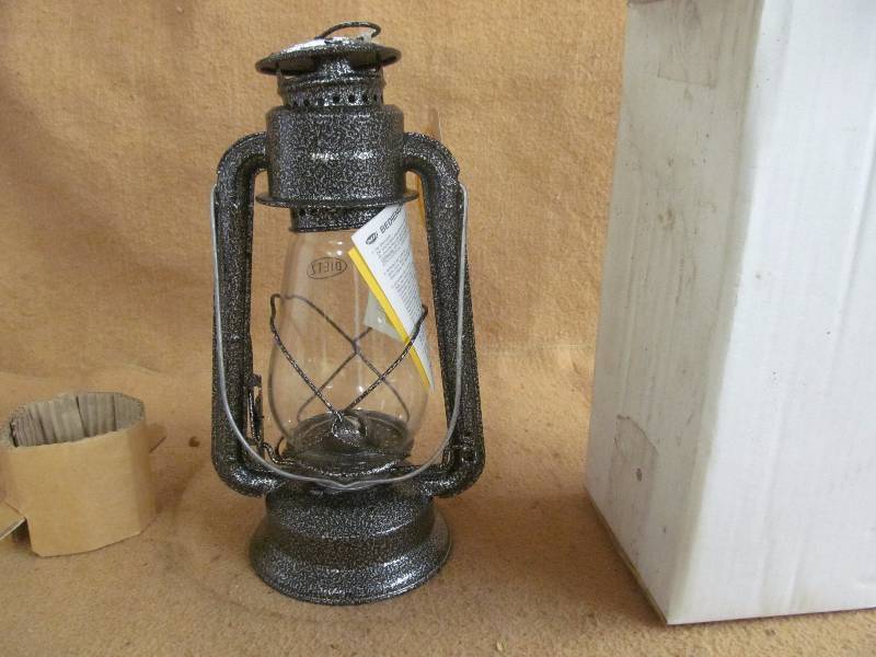 lot 126 image: Lantern