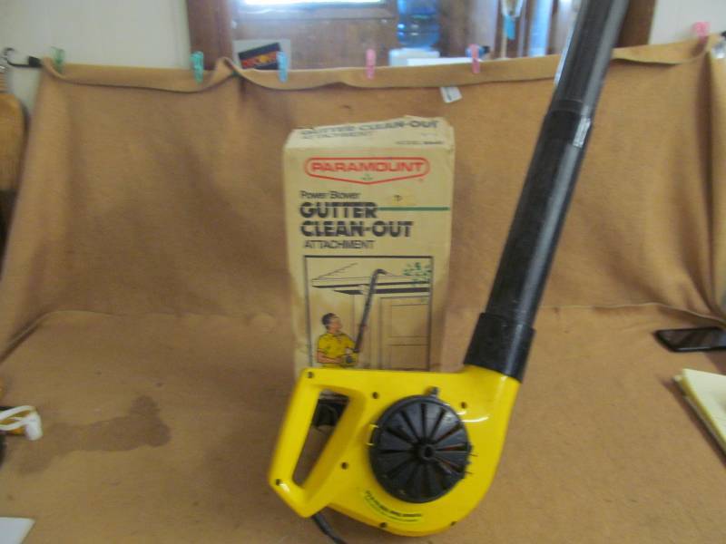 lot 133 image: Leaf Blower