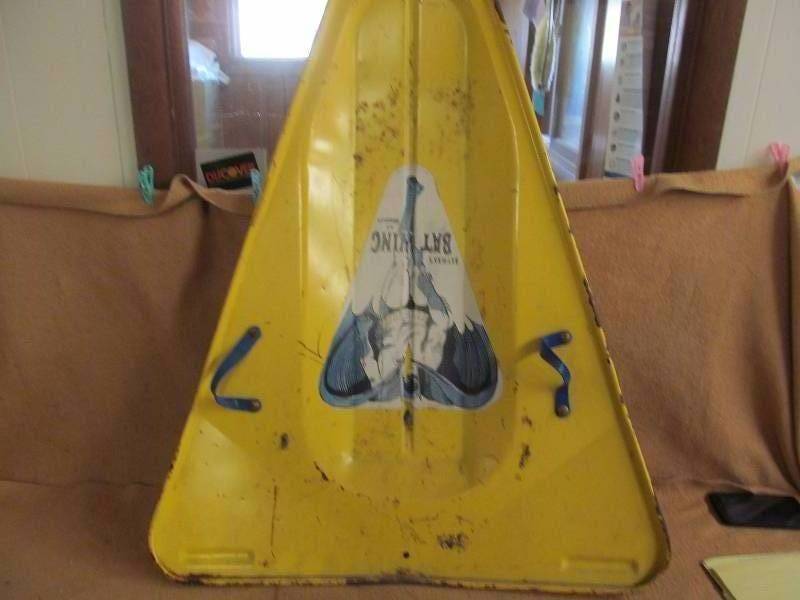 lot 148 image: Vintage Sled