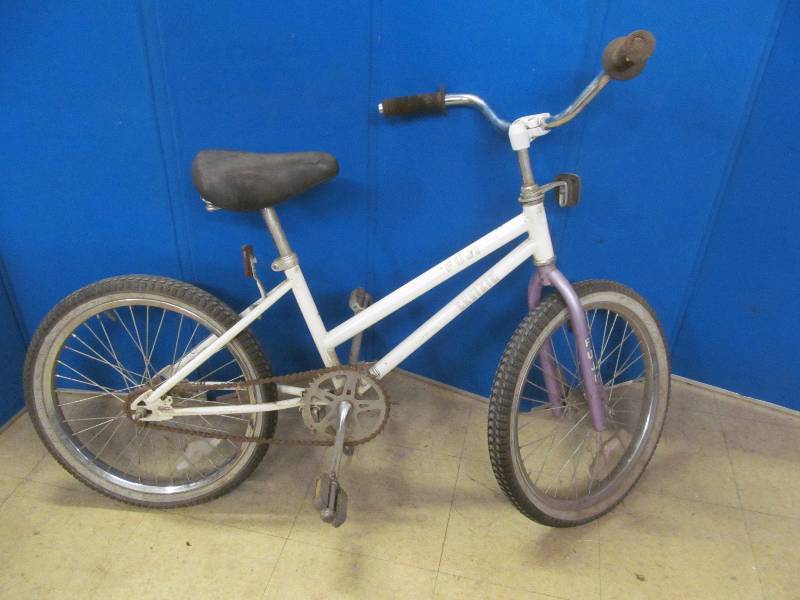 lot 170 image: Bike
