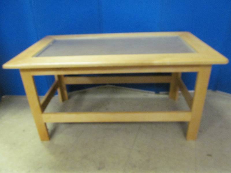 lot 178 image: Coffee table