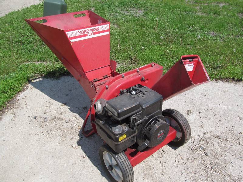lot 192 image: Wood chipper