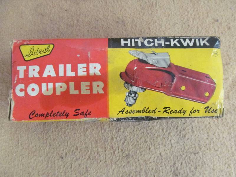lot 205 image: Vintage coupler