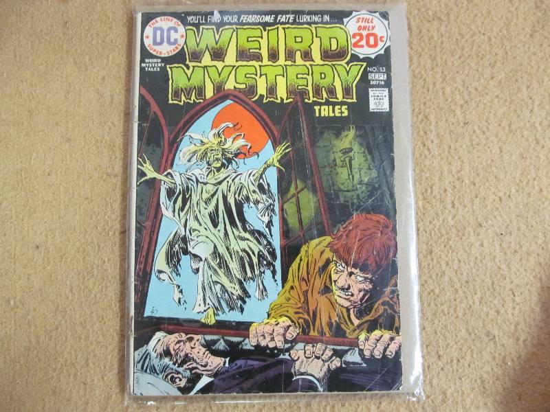 lot 231 image: Comics