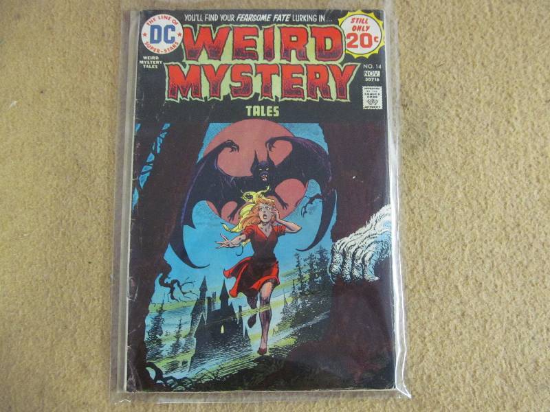 lot 234 image: Comics