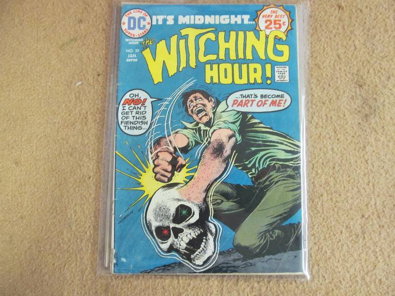 lot 236 image: Comics