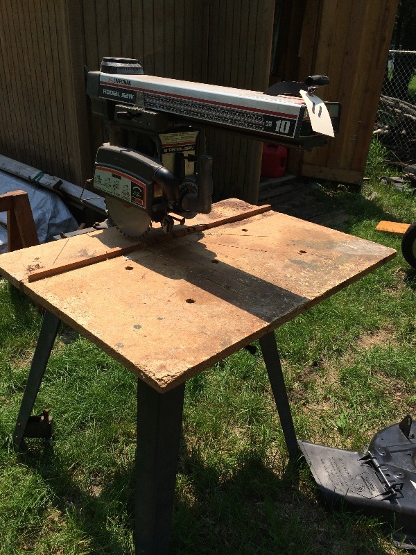 lot 11 image: Craftsman Radial Arm Saw  10 Blade  Rip Saw  works