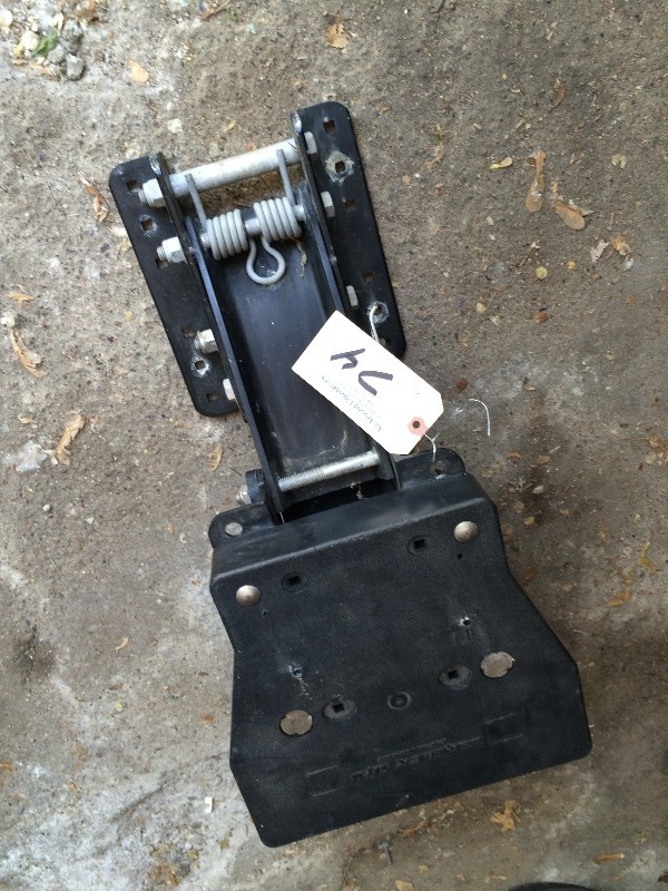 Garelick Kicker Motor Bracket 30 hp & 169 lb Max Ranfelt Downsize