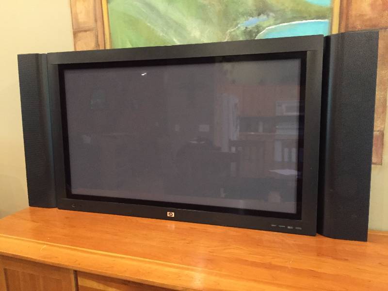 lot 2 image: HP 42 Plasma TV