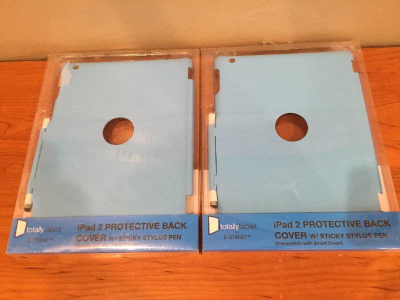 lot 10 image: Lot of 2 Ipad 2 Covers