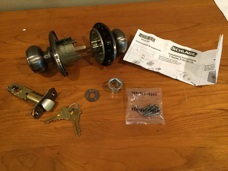 lot 35 image: Schlage Lock Set