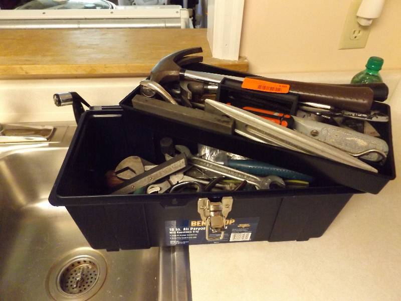 lot 130 image: Tool Box wMisc Tools