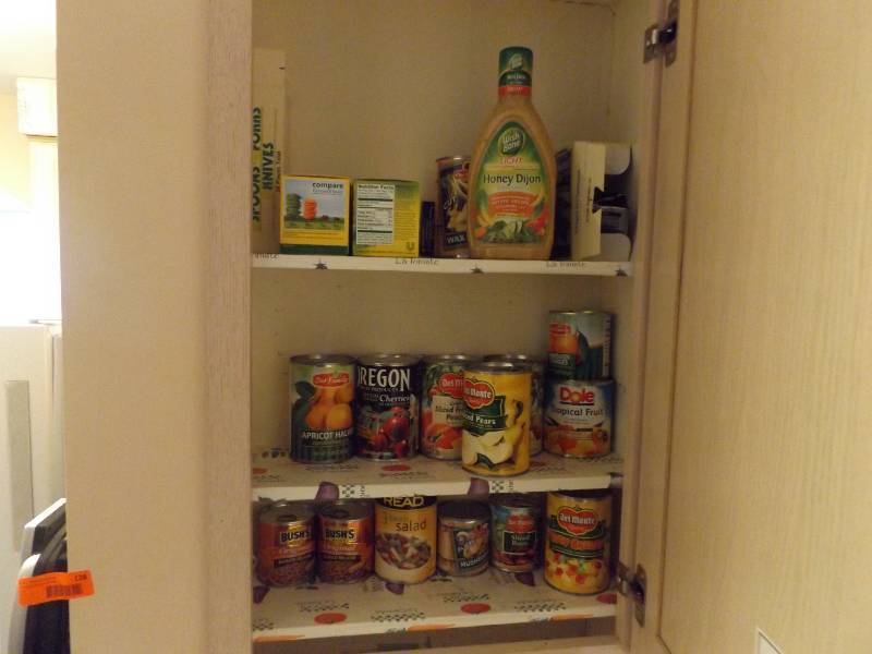 lot 180 image: Cupboard Canned Goods