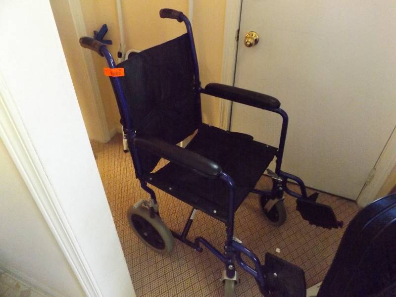 lot 137 image: Wheel Chair