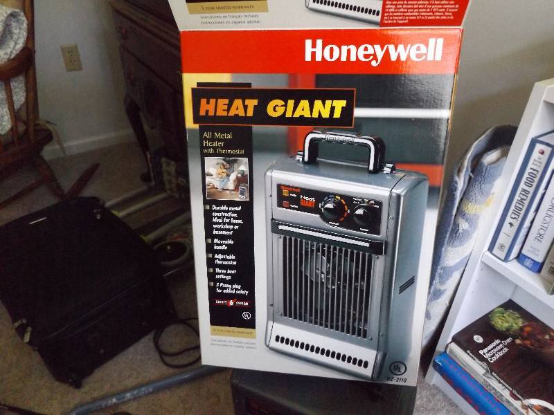 lot 115 image: Electric Heater