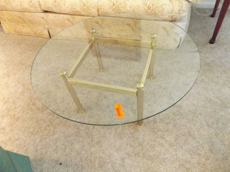 lot 14 image: Glass Coffee Table