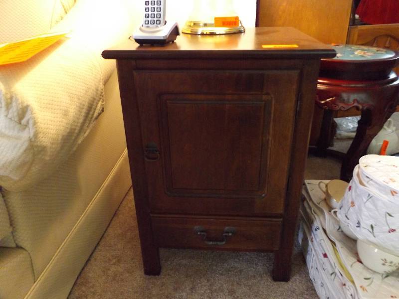 lot 64 image: Storage End Table