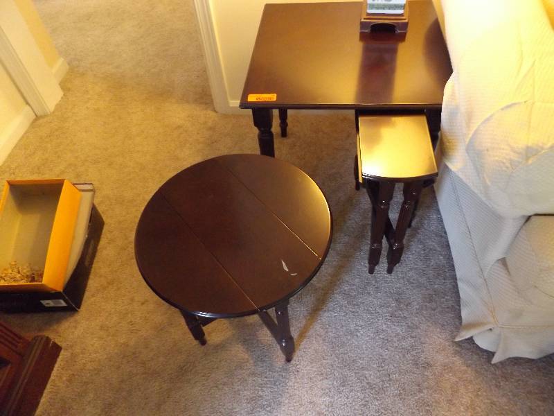 lot 69 image: Nesting Table