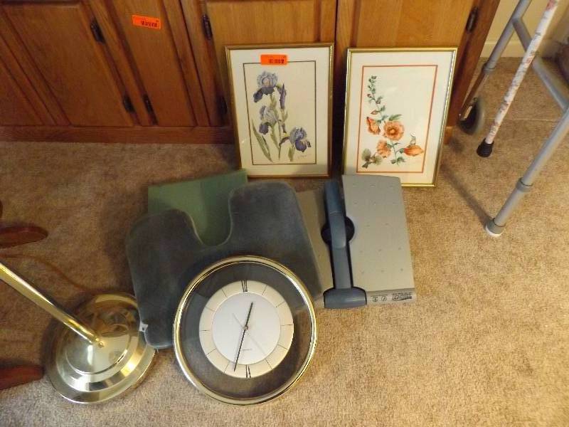 lot 34 image: Original Oil Painting and Misc Items