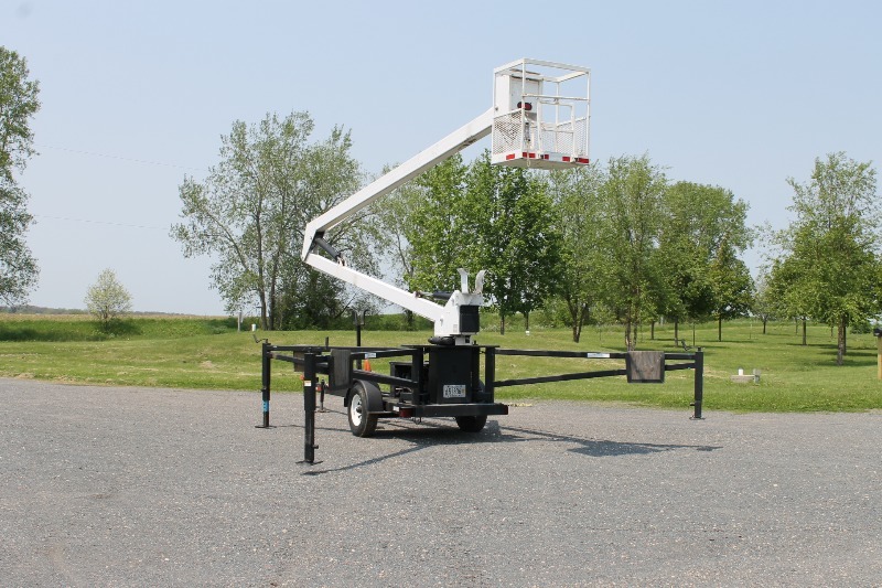 lot 1 image: Eagle 47 Aerial Work Platform