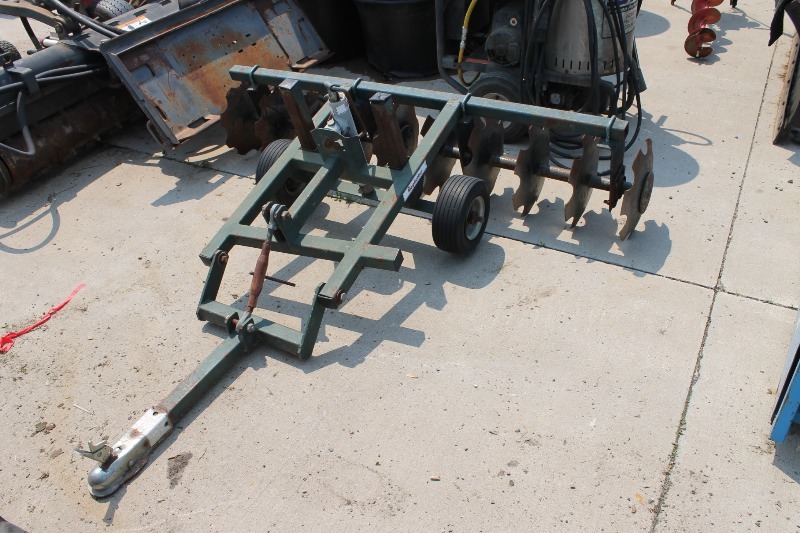 lot 18 image: Disc Plow