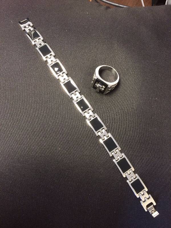 Mens Black & Silver Cross Set