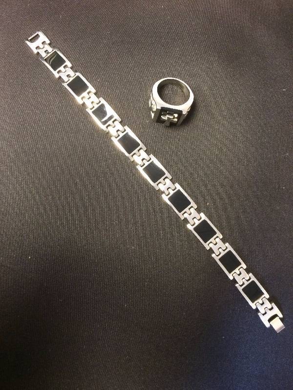 Mens Black & Silver Cross Set