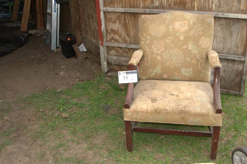 lot 35 image: WIDE CHAIR NEEDING REAPHOLSTRY, BUT IS IN SOUND CONDITION.