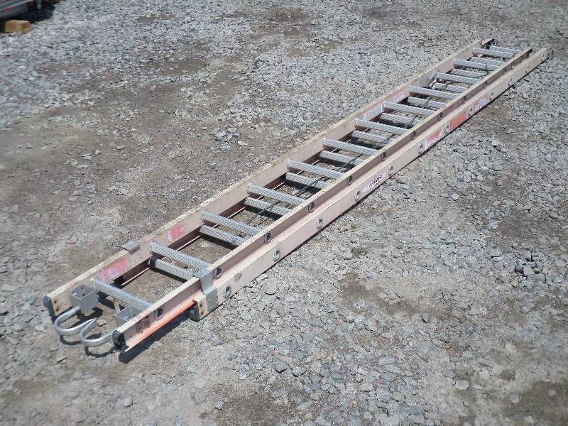 Werner Commercial Fiberglass 24ft E...