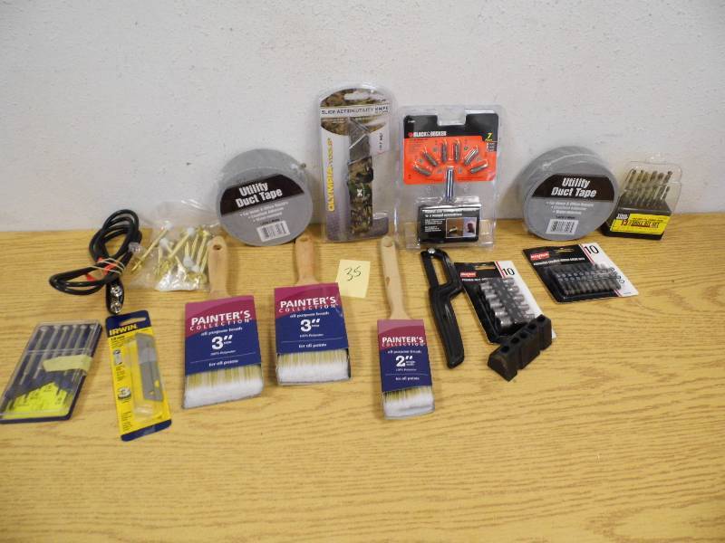 lot 35 image: Hardware Items