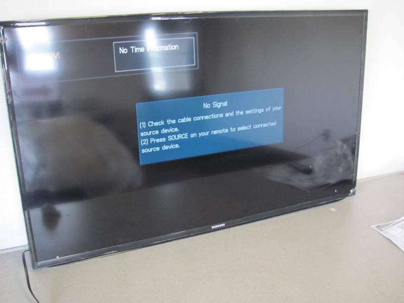 lot 5 image: Samsung 50 1080p LED TV