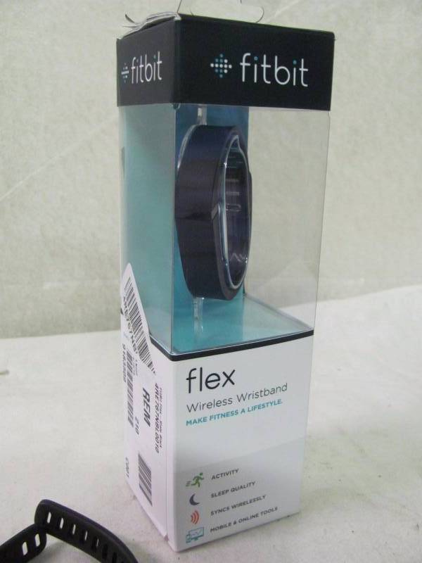 lot 26 image: Fitbit Flex Wireless Activity and Sleep Wristband