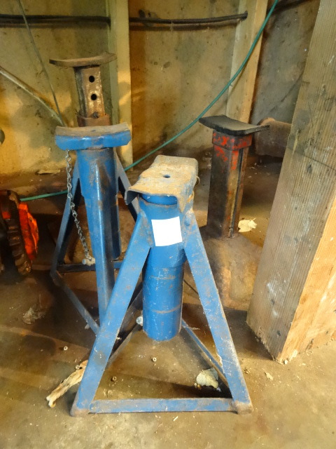 Jack Stands