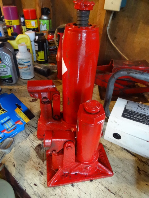 Bottle Jacks