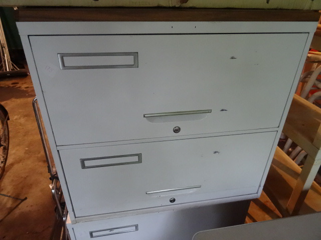 Lateral File
