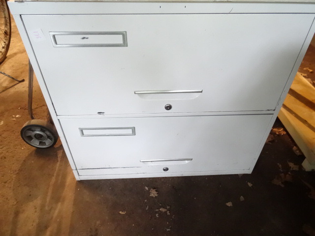 Lateral File