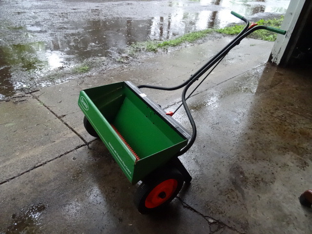 Drop Spreader