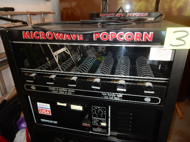 lot 3 image: 5 Microwave Popcorn Vending Machines