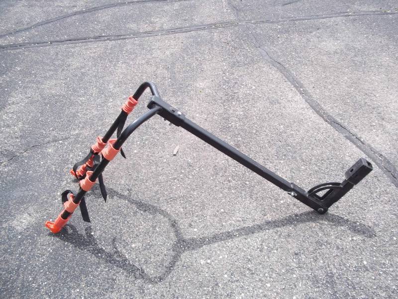 lot 7 image: Bike Rack for receiver hitch