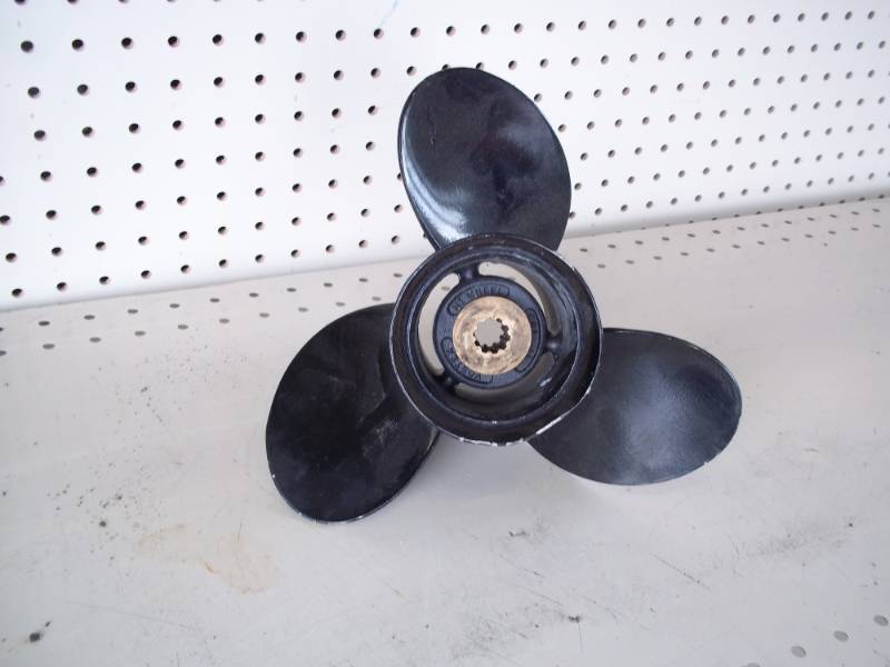 lot 43 image: Prop