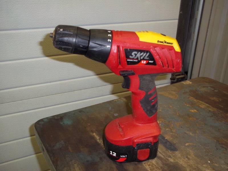 lot 116 image: Skill Cordless drill with stud finder